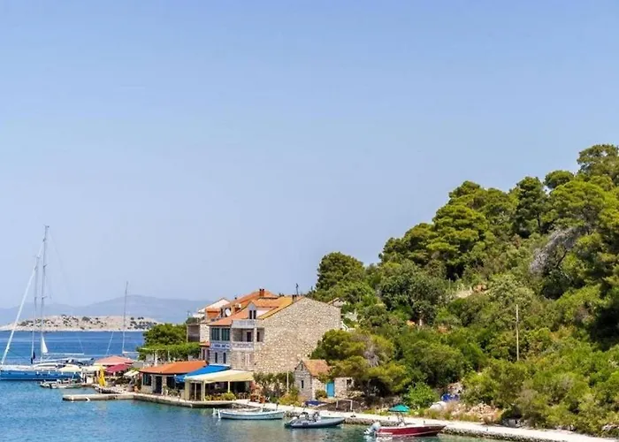 Family-friendly With Swimming Pool Pomena, Mljet - 22317 *