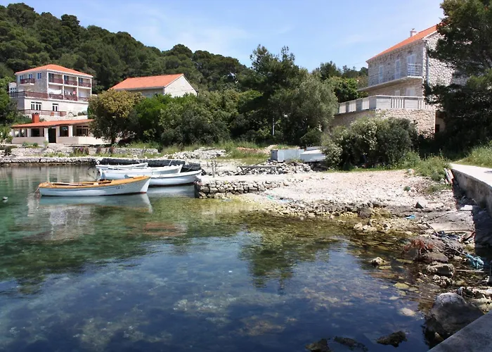 Family-friendly With Swimming Pool Pomena, Mljet - 22317 * פומנה