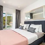 Family-friendly With Swimming Pool Pomena, Mljet - 22317 Lejlighed Pomena