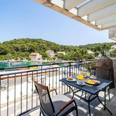 Family-friendly With Swimming Pool Pomena, Mljet - 22317 公寓