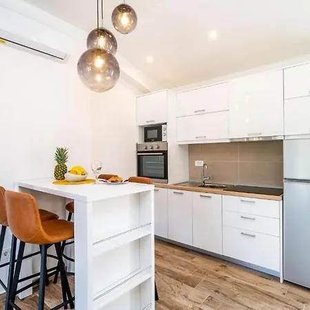 公寓 Family-friendly With Swimming Pool Pomena, Mljet - 22317