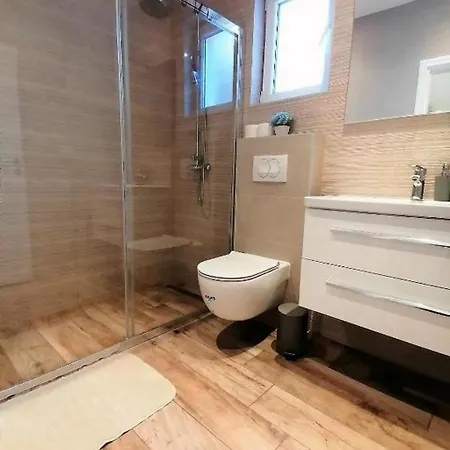 公寓 Family-friendly With Swimming Pool Pomena, Mljet - 22317 *