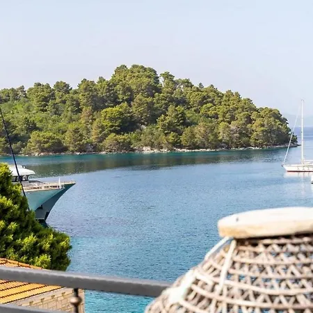 Family-friendly With Swimming Pool Pomena, Mljet - 22317 بومينا