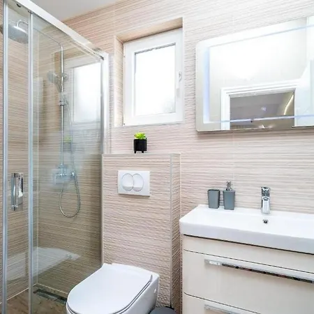 Family-friendly With Swimming Pool Pomena, Mljet - 22317 公寓 *