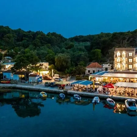 Family-friendly With Swimming Pool Pomena, Mljet - 22317 شقة