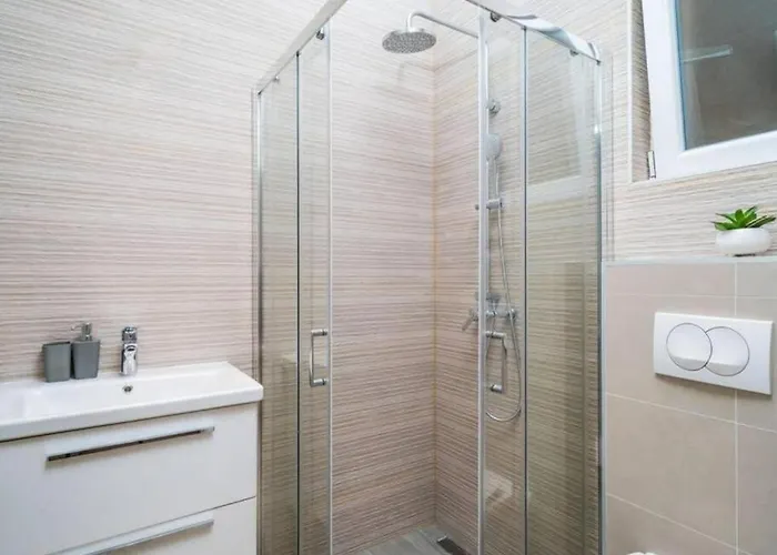 Apartamento Family-friendly With Swimming Pool Pomena, Mljet - 22317