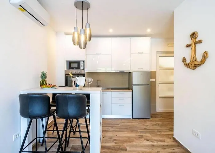 Apartamento Family-friendly With Swimming Pool Pomena, Mljet - 22317 Pomena