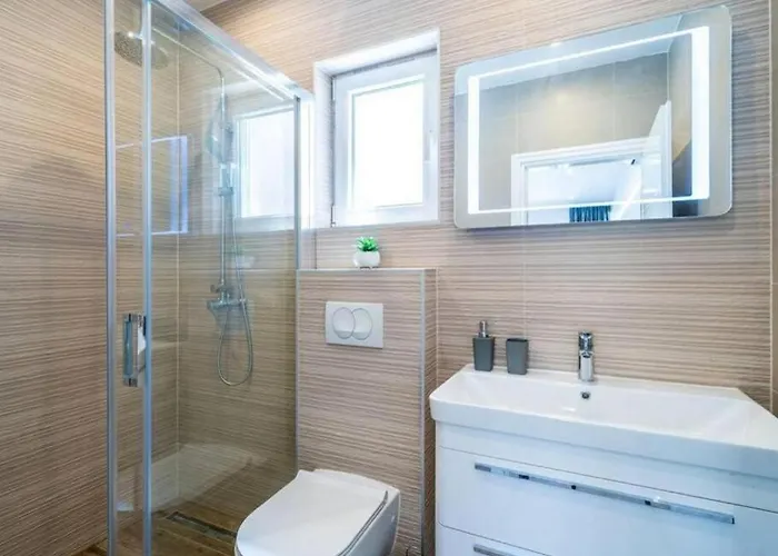 Apartamento Family-friendly With Swimming Pool Pomena, Mljet - 22317