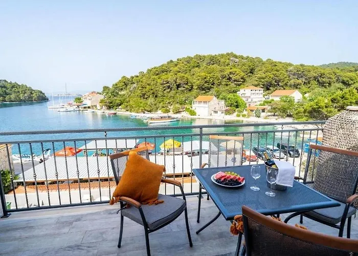 Family-friendly With Swimming Pool Pomena, Mljet - 22317 *